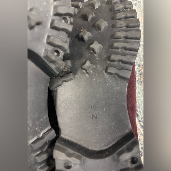 Van Eli Women's Burgundy Suede Patent Leather Brogues, size 10 - Picture 7 of 7